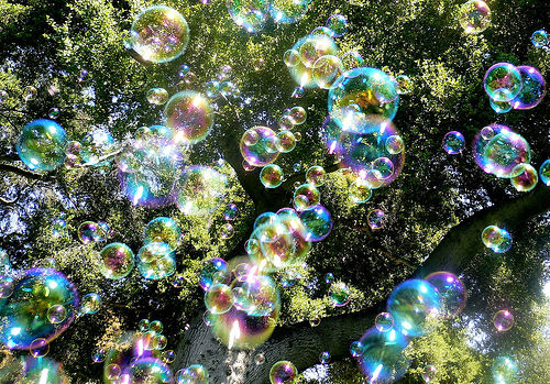 Bubble rain (Steve Jurvetson)