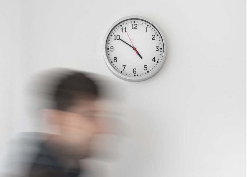 20250207-Relat_El9nou-Qui_corre_no_vola